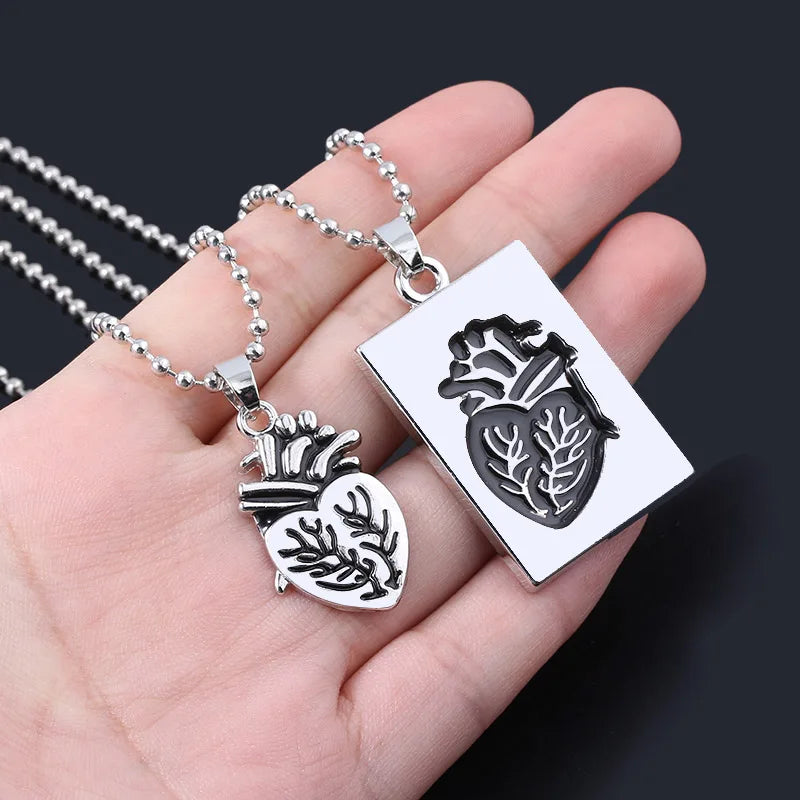 Fashion Jewelry Anatomical Heart Couple Necklaces Stainless Steel Chain Splice Pendant Necklace for Lover Valentine Day Jewelry