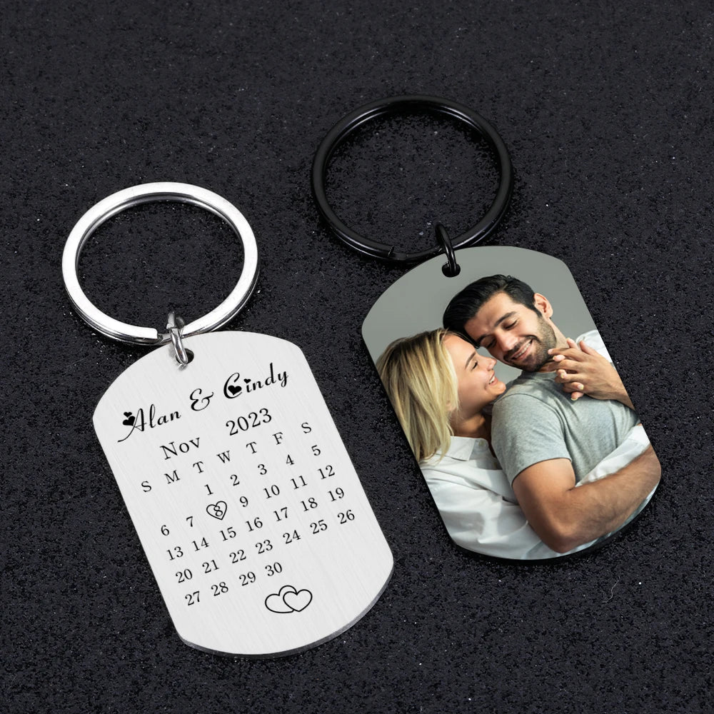 Personalized Calendar Keychain - Custom Photo & Date Key Chain