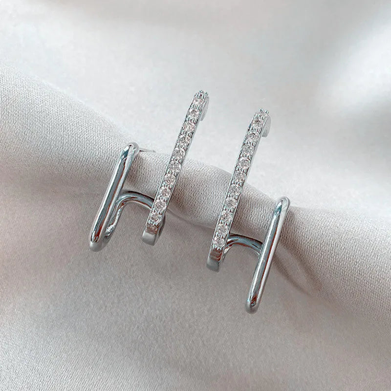 Statement Jewelry - Bright Crystal Luxury Claw Stud Earrings for Special Occasions