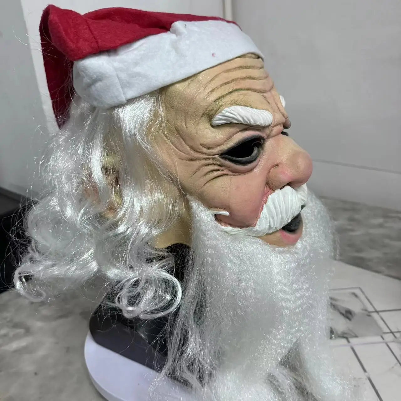 Realistic Santa Claus Mask - Perfect for Christmas Cosplay