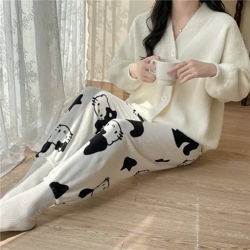 Cute and Comfy Hello Kitty Pajamas - Ideal for Cozy Nights at Home