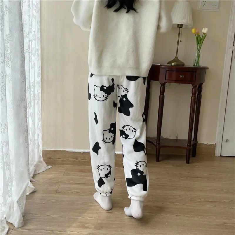 Cute and Comfy Hello Kitty Pajamas - Ideal for Cozy Nights at Home