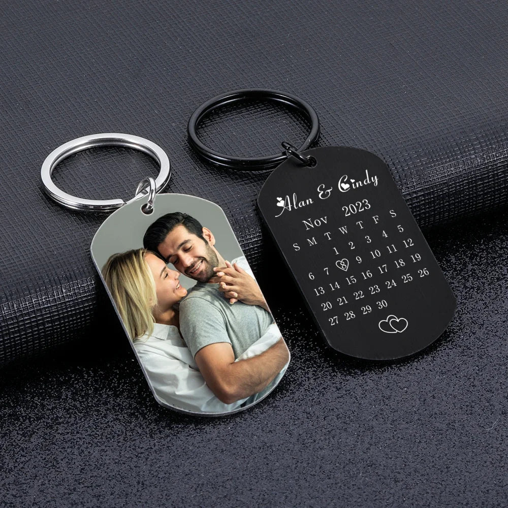 Personalized Calendar Keychain - Custom Photo & Date Key Chain