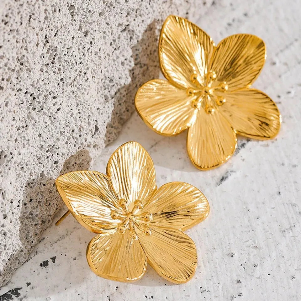 Vintage Flower Shape Earrings - 18K Gold Plated Jewelry Gifts for Women