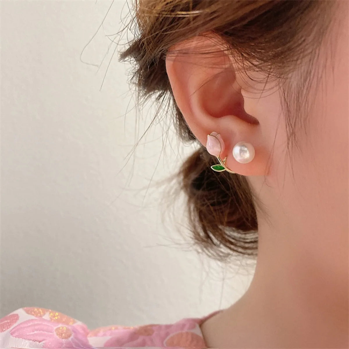 Tulip Flower Stud Earrings - Lightweight Summer Fashion Jewelry Gift