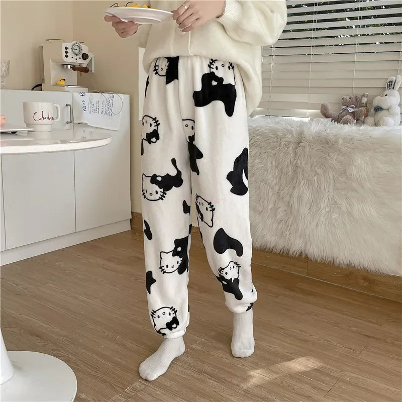 Cute and Comfy Hello Kitty Pajamas - Ideal for Cozy Nights at Home